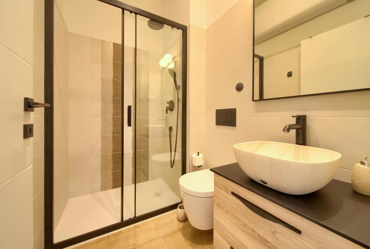 Apartman Placa Njivice Luaran gambar